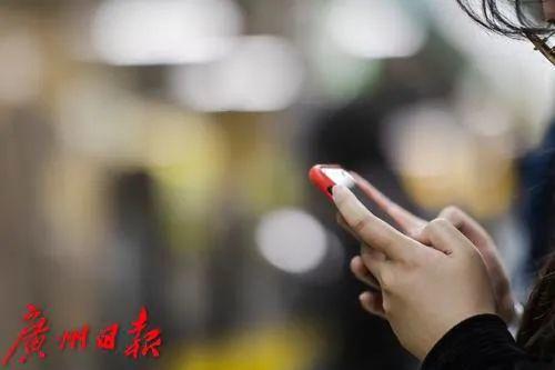 小蝌蚪吧APP破解版（吓坏一堆APP正在自动续费甚至卸载了都没用）