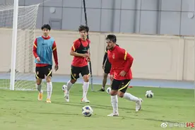 生死战前洛国富公开力挺李铁：“他是我的兄弟！”图片