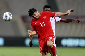 极目快评丨国足再战澳大利亚，请像个男人一样勇敢面对图片