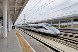 等不及啦！赣深高铁一开通，“囧途”变“通途”图片