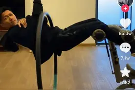 谢霆锋的这个动作刷屏了，专业医生提醒：各位网友们别瞎模仿图片