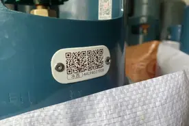 惠州瓶装燃气乱象调查：粮油店卖燃气，旧瓶换新价差30元图片