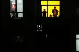 独家采访 | 庄河11岁小学生封控区里举办“个唱”全体邻居深情伴唱图片