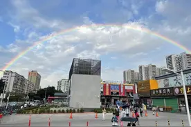 今日份小确幸！广州天空又现双彩虹图片