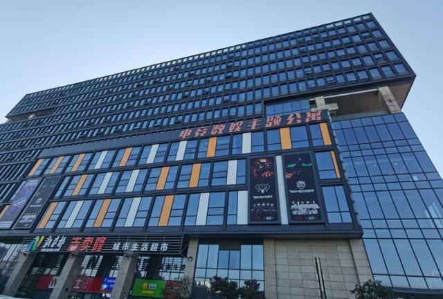 一个电竞特训营的42天:开营第三天,就有孩子放弃