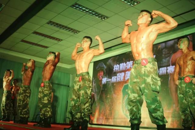 “肌肉铠甲秀”，超帅！“军体争霸赛”，超燃
