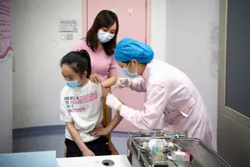 HPV九价疫苗接种年龄扩至9-45岁，多地推二价免费接种图片