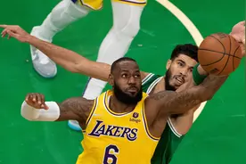 复出后难阻湖人连败，36岁詹姆斯强调“紧迫感”图片