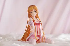 《刀剑神域》人气女主亚丝娜睡衣版新手办 温柔可爱美丽动人图片
