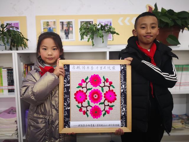 为理县和杭州的孩子构筑一道“云桥梁”