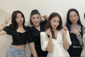 上戏00后女生唱京剧戏腔走红：学戏十年，想站上戏台表演图片