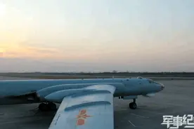 外机亮武器挑衅，中国空军飞行员对峙2小时：宣示主权，一点不能退图片