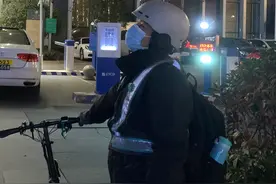 夜幕下的长沙，酒店楼下都有一个代驾“江湖”图片