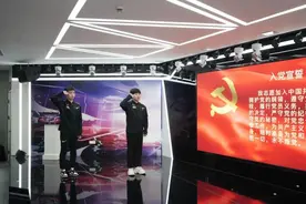 大虹桥电竞产业论坛在闵行举行，英雄联盟职业联赛001号选手也来了图片