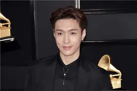 张艺兴演讲谈网络暴力：每个人都有可能成为靶子图片