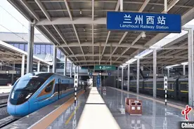 西北地区首次推出跨省高铁计次票图片