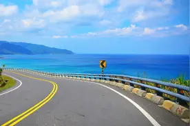 台海观澜 | 两岸统一畅想，坐上动车去台湾，就在2035年图片