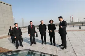 连云港市中级人民法院党组副书记、副院长李江蓉带队开展“营造优质营商环境 护航企业高质发展” 走访调研活动图片