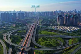 打造强枢纽 五象新区再次登上高速发展的“时代列车”图片
