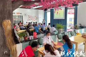 六旬老人K歌猝死，急诊科主任总结老年人嗨歌健康指南图片