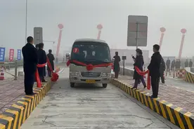 连接广安和合川，川渝毗邻地区这条省际高速通道全线通车图片
