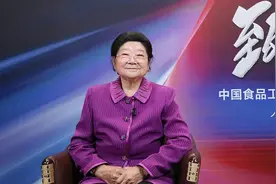 致敬中国食品工业协会成立40周年人物专访(1) | 专访十届全国人大常委会副委员长顾秀莲图片