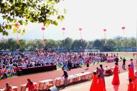 鸿尾中心小学今日百年校庆，爱心企业家捐资助学263万元！图片