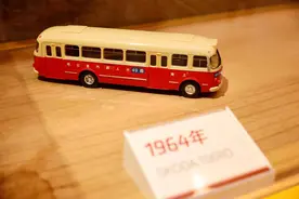 上海公交老牌子49路开通75周年，你坐过吗？图片