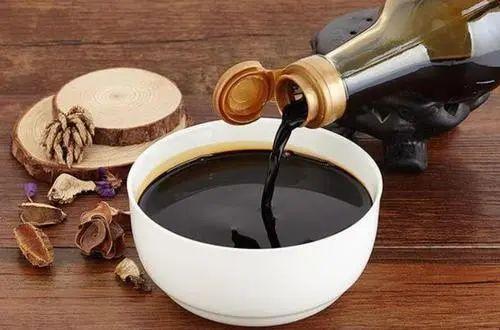 酱油分生抽和老抽，“抽”指的是啥意思？区别很大，看完长知识了