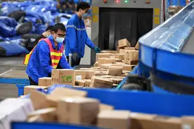 螺蛳粉有多火？柳州今年寄出100000138件图片