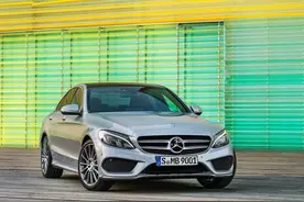 汽车进化论：“小号S级”？奔驰C级车系历史图片