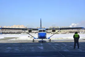 运12飞机顺利入驻韶关丹霞机场图片