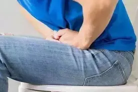 如厕时，你有没有思考过这个问题……？图片