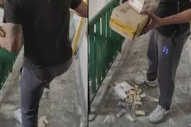 踩得稀巴烂！快递员归还送错包裹 突然情绪失控图片