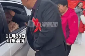 终于把女儿嫁出去的父亲，一转头哭的比谁都难看图片