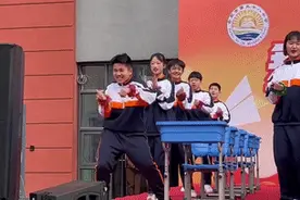 这个“魔性”课间操，火了图片