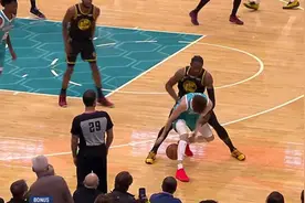 NBA各项月最佳出炉！库里杜兰特当选月最佳图片