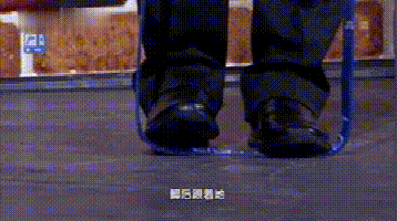 想要预防骨质疏松，光补钙还不够？3个“黄金搭配法”，把钙牢牢“抓”进骨骼里