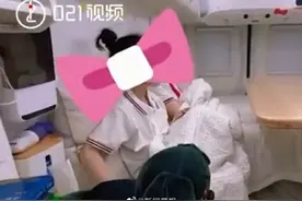 三胎妈妈花36万定制房车接娃上下学图片