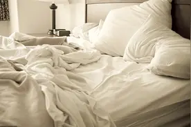 喝下前同事递来的饮料后，女子陷入昏迷，醒来才知遭强奸图片