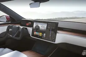 特斯拉第三代车机详解：搭载AMD全家桶，凭啥量产车最强？图片