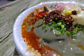 特色小吃 | 金豌豆凉粉，金阳百姓生活中经久不衰的主打美食图片