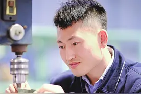 沈飞在辽宁省“技师杯”职业技能精英挑战赛中获多项殊荣图片