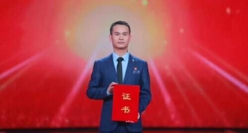 “最美大学生”公布！他的简历曝光，太牛了……