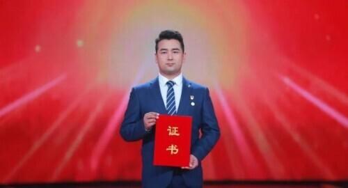 “最美大学生”公布！他的简历曝光，太牛了……