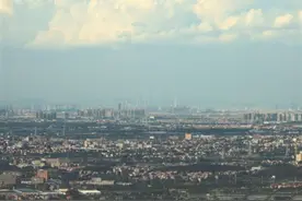 江门惊艳拍到广州“小蛮腰”图片