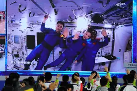 划重点！太空授课背后蕴含了这些知识点图片