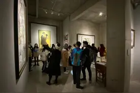 100幅作品讲述100个奋斗的故事，这个艺术展成为面向沪上师生的美育课堂图片