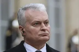 立陶宛总统邀美国永久驻军图片