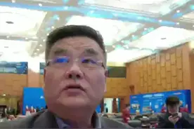 立陶宛总统“邀美国永久驻军”，崔洪建：现在是立陶宛在向美国要回报图片